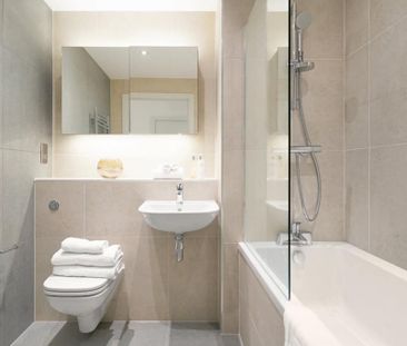The Oakgate, KT22 7RZ, Surrey - Photo 6