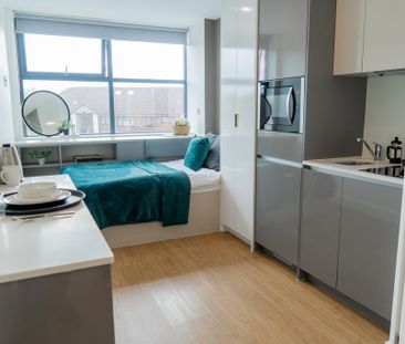 Studio to rent - Photo 2