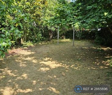 1 bedroom in a house share to rent - Photo 6