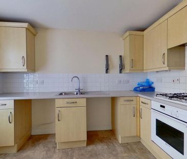 3 bedroom end of terrace house to rent - Photo 6