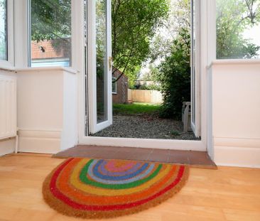 3 bedroom semi-detached house to rent - Photo 2