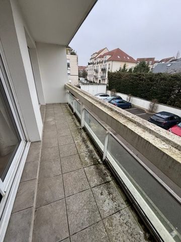 T3 Montigny-le-Bretonneux 72 m² - Photo 3