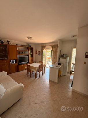 Appartamento Ladispoli con due balconi - Photo 1