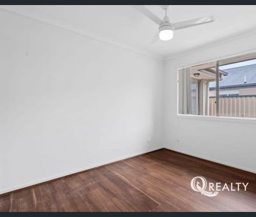 🏡 Family Perfect Home! Walk to Fernbrooke State School - Photo 4