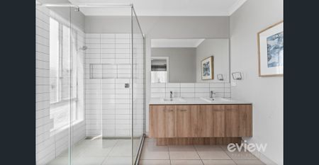 Stunning Ex- Display home in the Cornerstone estate! - Photo 2