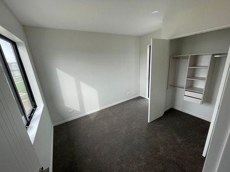 Orewa 2 Bed 1 Bath Unit with Kitchenette - Photo 2