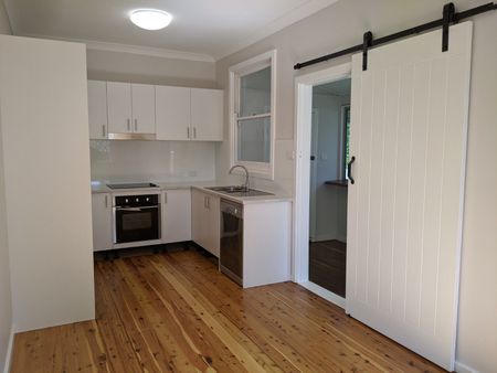 CENTRAL HOME!!! - Photo 2