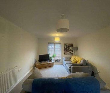 Woodsley Fold, Thornton, Bradford, BD13 - Photo 1