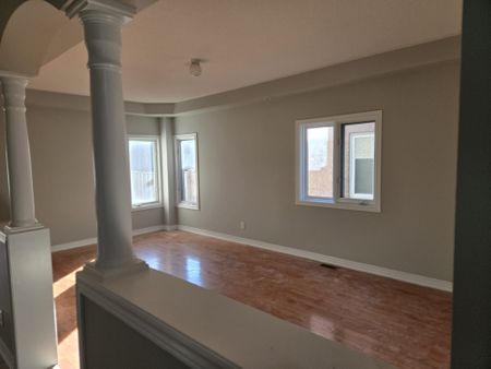 For Lease - 446 Pettite Trail Unit# Main Unit, Milton, Ontario - Photo 2