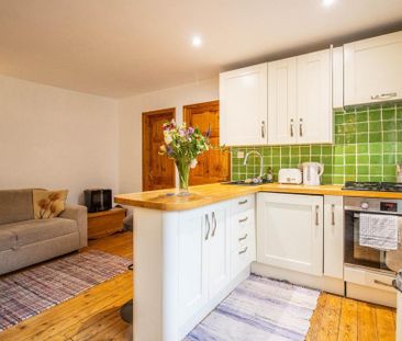 1 bedroom semi-detached house to rent - Photo 6