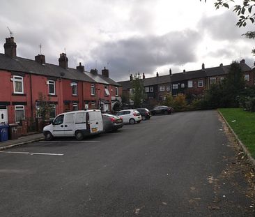 Albion Terrace, Barnsley - Photo 1