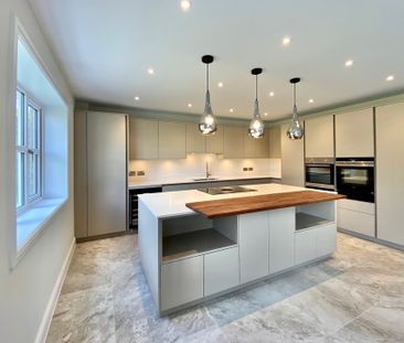 4 bedroom Four Bedroom Detached House to rent - Photo 6