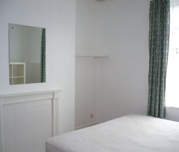 4 bed 3 storey hmo student house - Photo 1