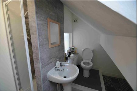 5 Bedroom House St Chads Drive - Photo 5