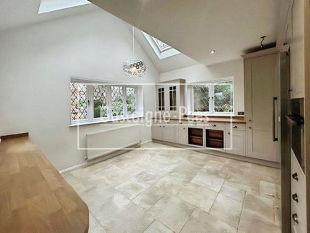 Golf Drive, Camberley, Surrey, GU15 - Photo 3