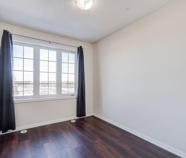 For Lease - 2614 Dashwood Drive Unit# 47, Oakville, Ontario - Photo 3