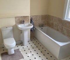 3 Bed Terraced House, Woolmer Road, NG2 - Photo 5