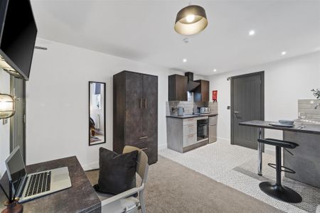 Studio to rent - Photo 2