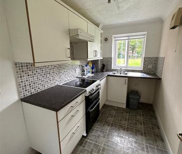 1 bedroom flat to rent - Photo 5