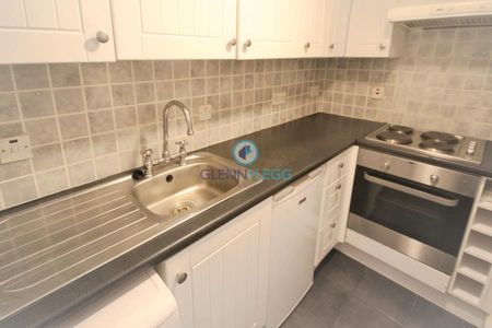 1 bedroom flat to rent - Photo 5