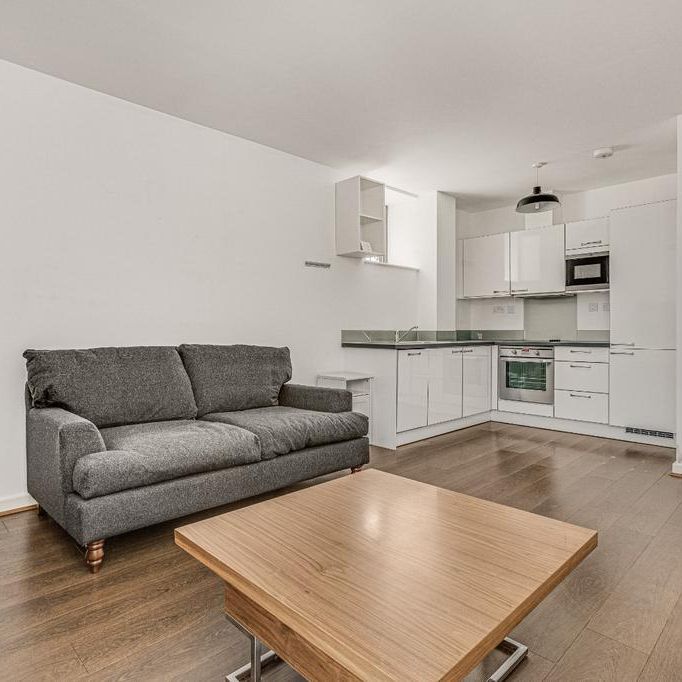 1 bedroom flat to rent - Photo 1