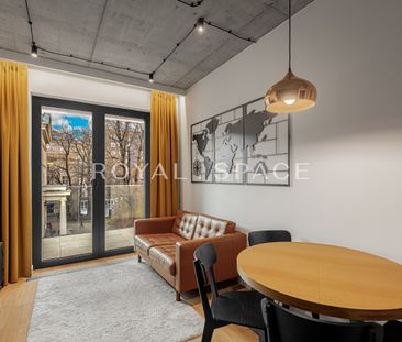 Emilii Plater 15 | Funkcjonalny apartament - Zdjęcie 1