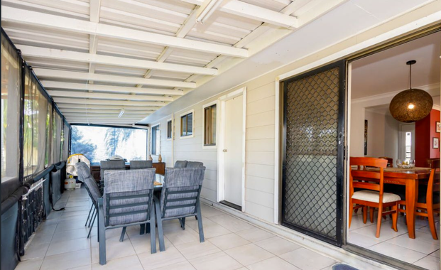 529 Browns Plains Road, 4132, Crestmead - Photo 1