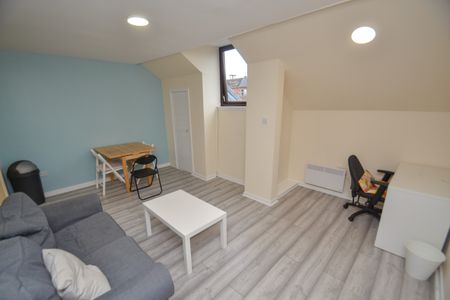 1 bed flat to rent in Wilton Street, G20 - Photo 3