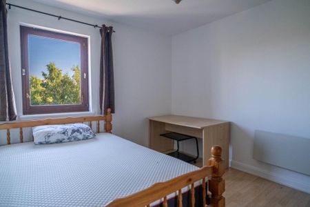 2 bedroom flat to rent - Photo 5