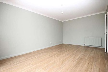 Birdham Court, Steyne Road, PO35 - Photo 4