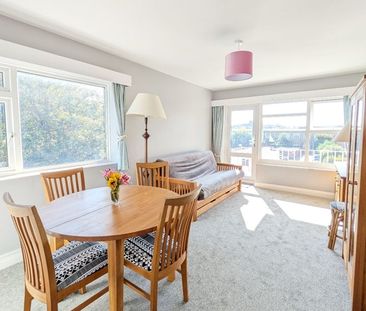 2 Bed Flat, Palmeira House, BN3 - Photo 4
