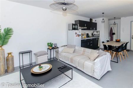 Location Appartement 2 pièces 48m² ST MARCELLIN 38160 - Photo 2