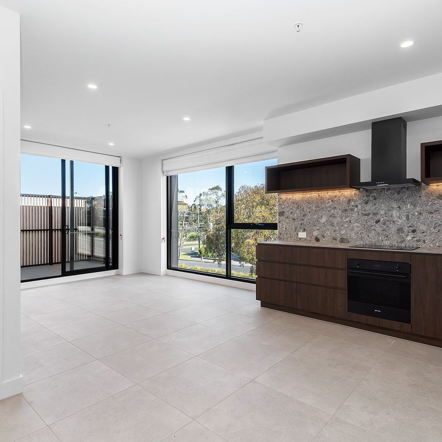 Thinking of selling? Contact our agent - Photo 1