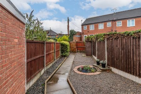 2 bed terraced house to rent in Tanyard Lane, Alvechurch, B48 - Photo 3