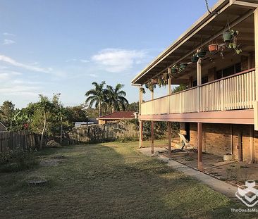 Spacious family home at peaceful and high location with stunning view - Photo 4