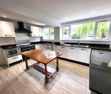 2 bedroom semi-detached house to rent - Photo 3