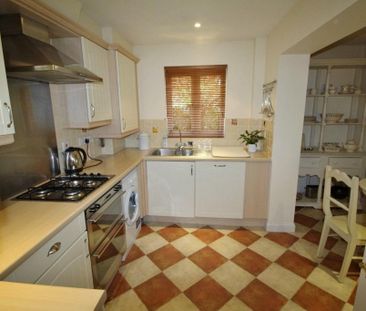 1 bedroom ground floor flat to rent - Photo 2