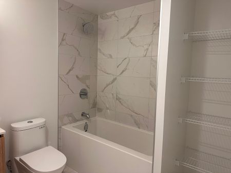 For Lease - 35 Parliament Street Unit# 815, Toronto, Ontario - Photo 5