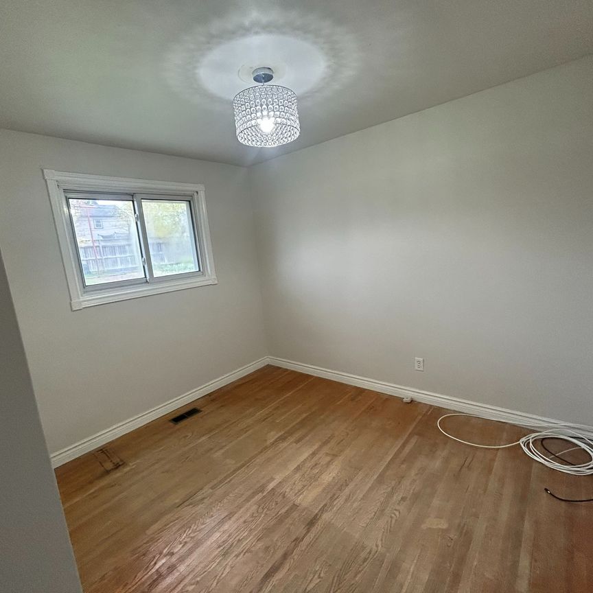 For Lease - 6 Montgomery Street Unit# Main Floor, Guelph, Ontario - Photo 1
