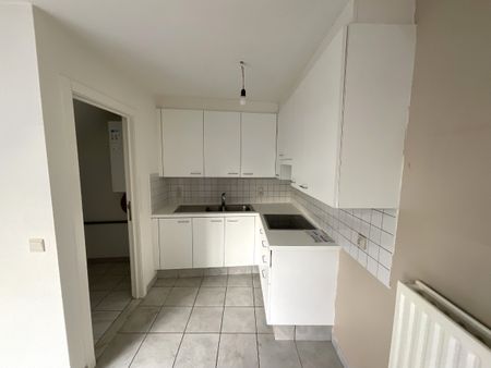 Appartement met één slaapkamer en ruim zonneterras - Photo 2