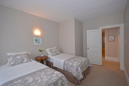 For Lease - 34 Edmund Avenue, Toronto, Ontario - Photo 3