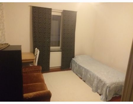 Tingvallavägen, Märsta - Foto 3