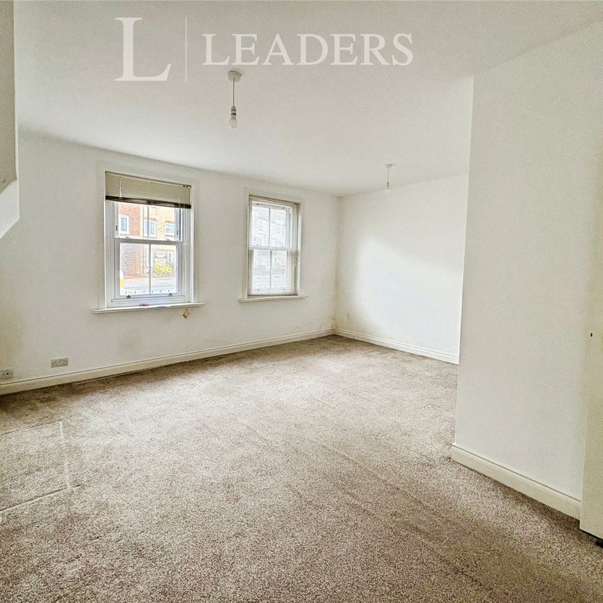 1 bedroom apartment to rent West Street, Bognor Regis, PO21 - Photo 1