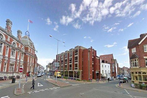 1 bedroom flat to rent - Photo 1