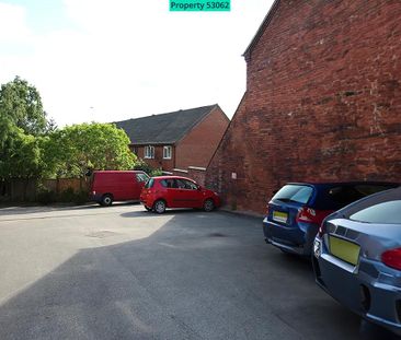 1 bedroom ground floor flat to rent - Photo 1