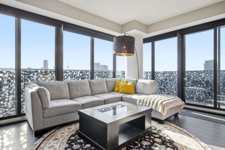 For Lease - 55 Charles Street Unit# 4705, Toronto, Ontario - Photo 4