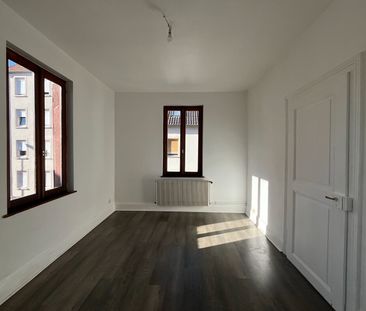 Location Appartement 2 pièces 47m² - Photo 4