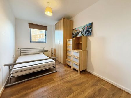 2 bedroom apartment to rent - Photo 5