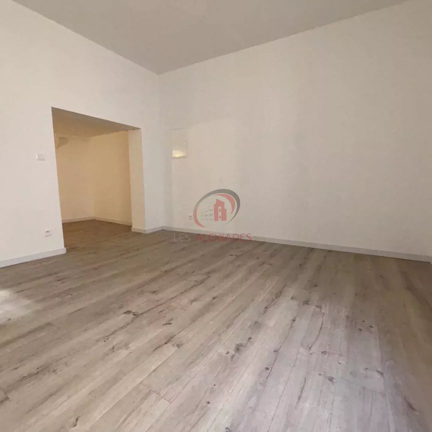 Location Appartement 2 pièces 48m² SIGNES 83870 - Photo 1