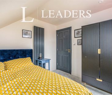 4 bedroom house to rent Hambledon Road, PO7 - Photo 3